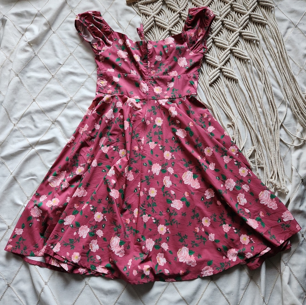 Timeless London Coral Pink Floral Fit & Flare Dress‎ | 3/4 Sleeve | Size 10 - Picture 5 of 9